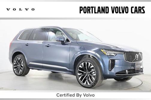 2025 Volvo XC90 B5 Plus 7-Seater