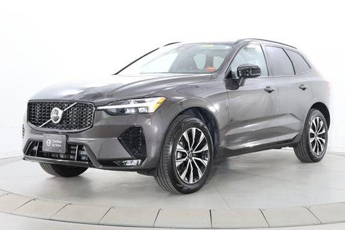 Platinum Grey 2025 Volvo XC60 B5 Core