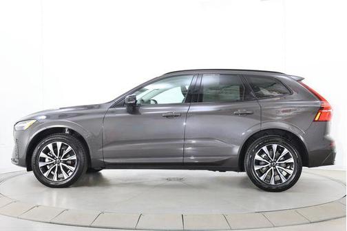Platinum Grey 2025 Volvo XC60 B5 Core
