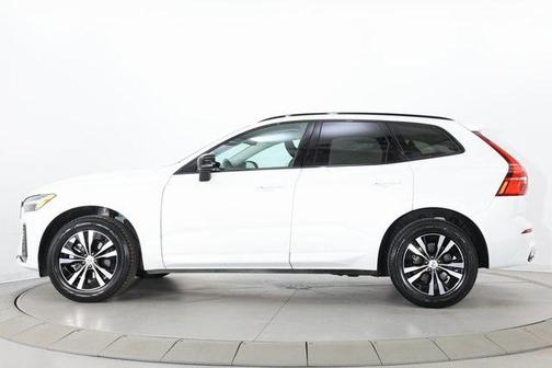 2025 Volvo XC60 B5 Core
