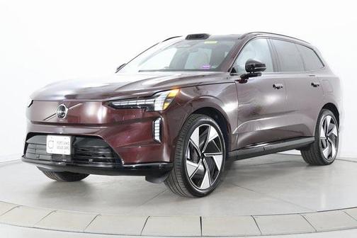 2025 Volvo EX90 Twin Motor Performance Ultra 6-Seater