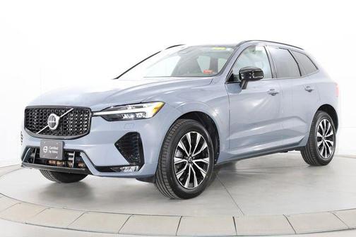 Thunder Grey Metallic 2024 Volvo XC60 B5 Core Dark Theme