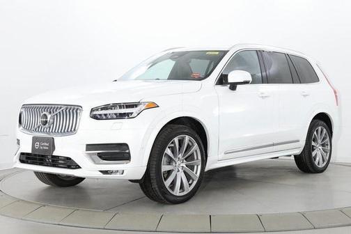 2023 Volvo XC90 B6 Ultimate 7-Seater