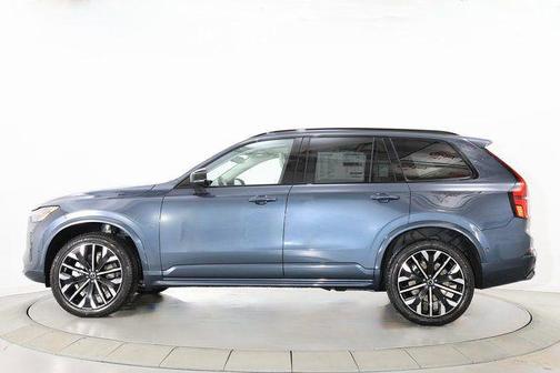 2026 Volvo XC90 B6 Ultra Dark Theme 7-Seater