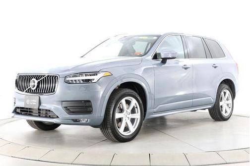 Thunder Grey Metallic 2022 Volvo XC90 T5 Momentum