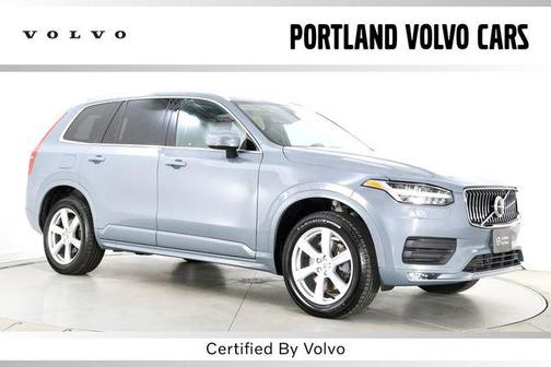 Thunder Grey Metallic 2022 Volvo XC90 T5 Momentum