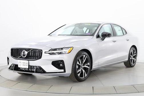 2025 Volvo S60 Core