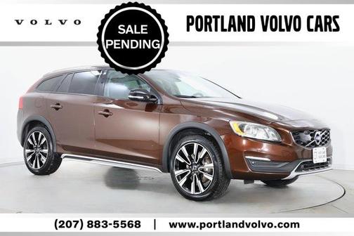 2018 Volvo V60 Cross Country T5