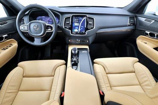 2025 Volvo XC90 Plug-In Hybrid Ultra