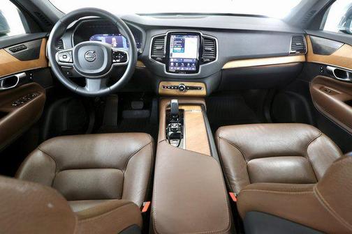 2023 Volvo XC90 Recharge Plug-In Hybrid T8 Plus Bright Theme 7-Seater