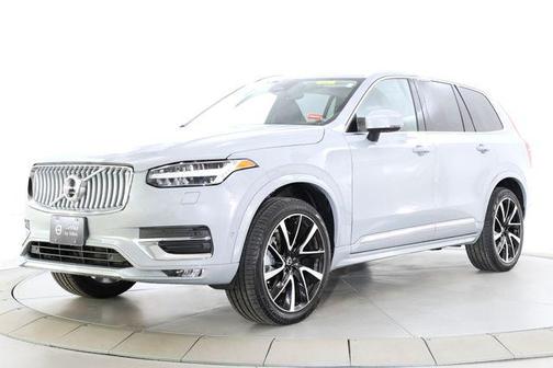 Vapour Grey Metallic 2025 Volvo XC90 B5 Plus