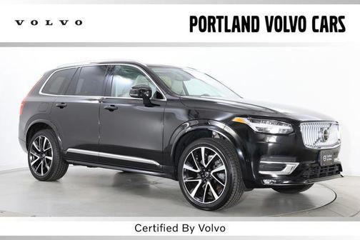 Onyx Black Metallic 2023 Volvo XC90 B6 Plus 7-Seater