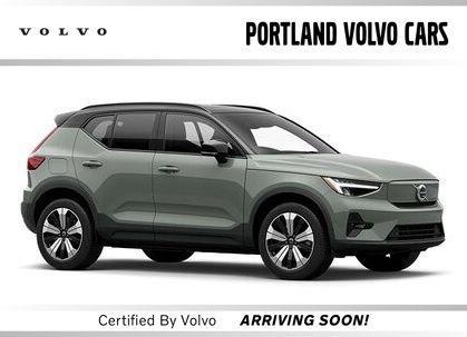 Sage Green Metallic 2023 Volvo XC40 Recharge Pure Electric Twin Plus