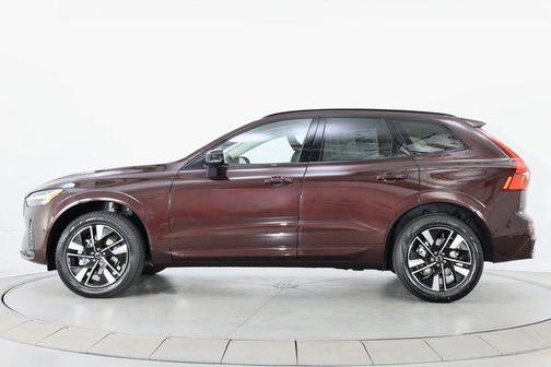 Mulberry Metallic 2026 Volvo XC60 B5 Plus