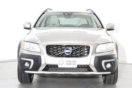 Seashell Metallic 2016 Volvo XC70 T5 Premier