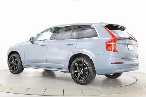 2023 Volvo XC90 B5 Core