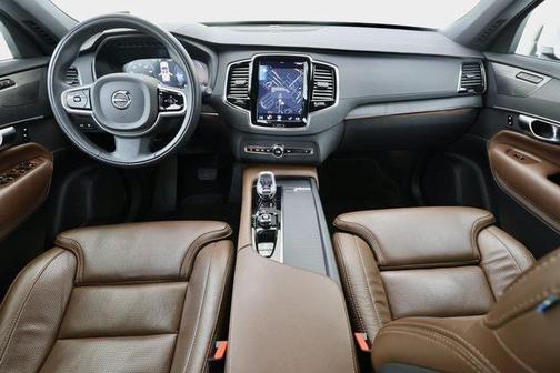 2022 Volvo XC90 Recharge Plug-In Hybrid T8 Inscription 7 Passenger