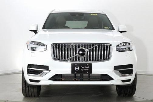 2022 Volvo XC90 Recharge Plug-In Hybrid T8 Inscription 7 Passenger
