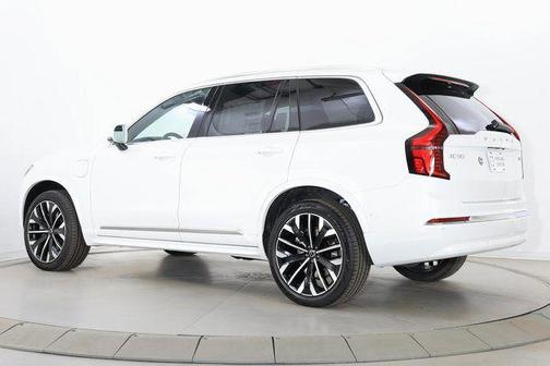 Crystal White Pearl 2026 Volvo XC90 Plug-In Hybrid Plus, T8 AWD, Electric/Gasoline, Bright, 7 Seats