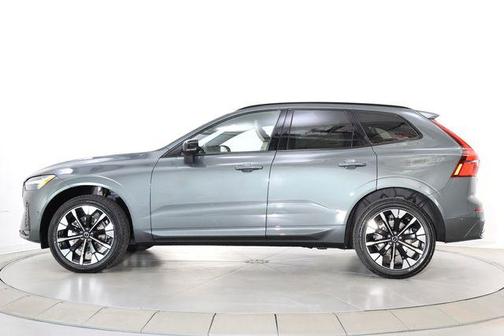 Col74600 2027 Volvo XC60 Plus