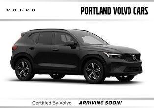 Onyx Black Metallic 2024 Volvo XC40 B5 Core Dark Theme
