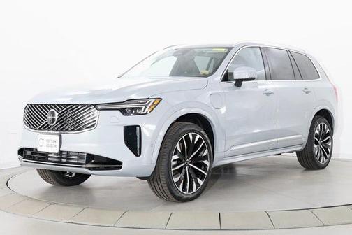 2026 Volvo XC90 Plug-In Hybrid T8 Plus 7-Seater