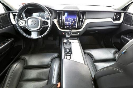 Osmium Grey Metallic 2021 Volvo XC60 T5 Inscription