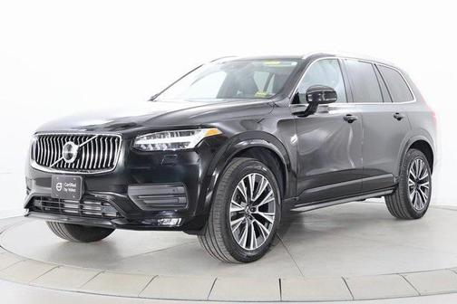 2022 Volvo XC90 T5 Momentum