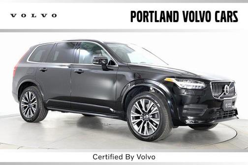 2022 Volvo XC90 T5 Momentum