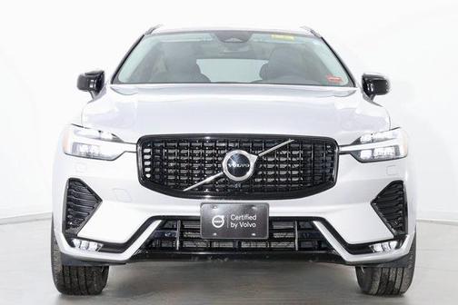 2025 Volvo XC60 B5 Core