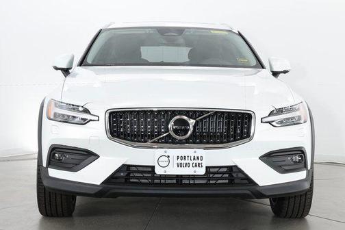 Crystal White Pearl 2026 Volvo V60 Cross Country Plus, B5 AWD Gas (mild hybrid)