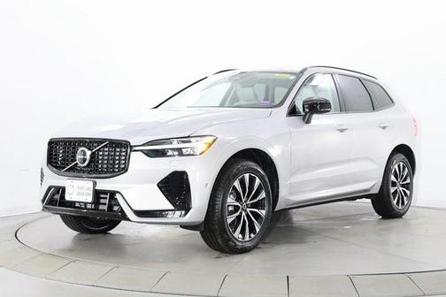 2025 Volvo XC60 B5 Plus