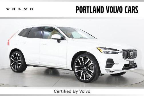 2023 Volvo XC60 B5 Ultimate Bright Theme