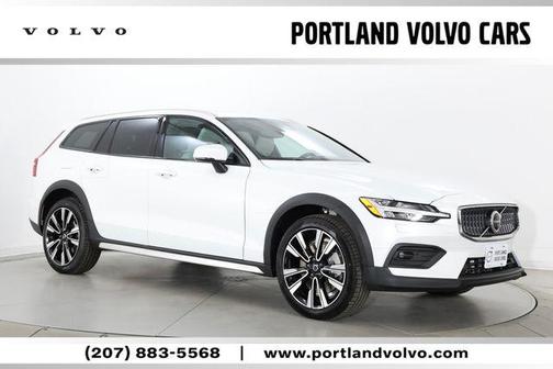 Crystal White Pearl 2026 Volvo V60 Cross Country Ultra, B5 AWD Gas (mild hybrid)