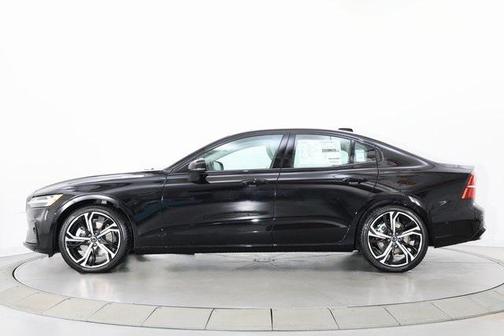 2025 Volvo S60 Plus