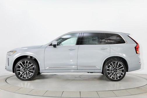 2026 Volvo XC90 B6 Plus 7-Seater