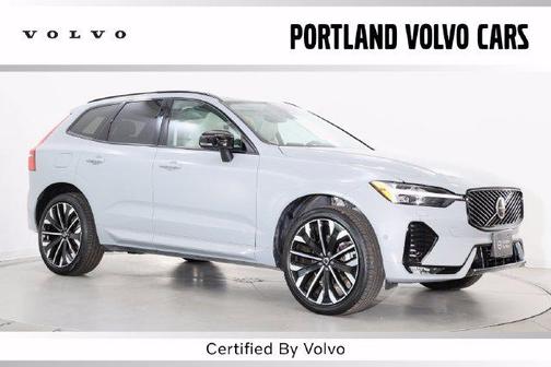 Vapour Grey Metallic 2026 Volvo XC60 B5 Ultra