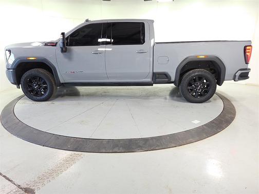 2025 GMC Sierra 2500 AT4