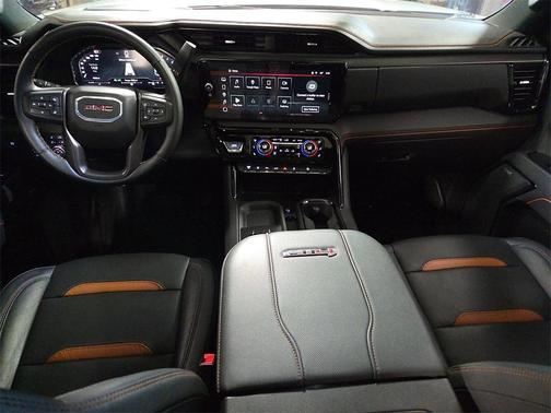 2025 GMC Sierra 2500 AT4