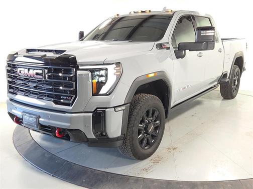 2025 GMC Sierra 2500 AT4