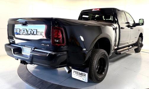 Diamond Black 2026 RAM 3500 Big Horn