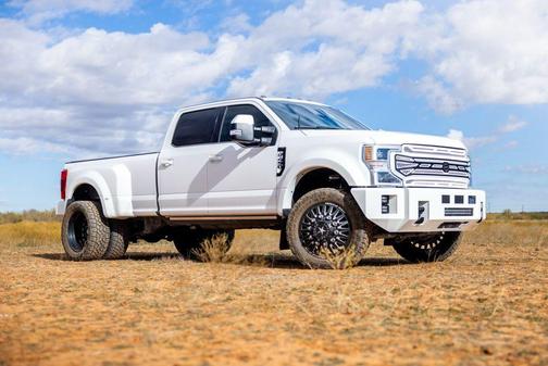 2022 Ford F-450 Platinum