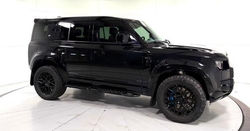2022 Land Rover Defender 110 V8