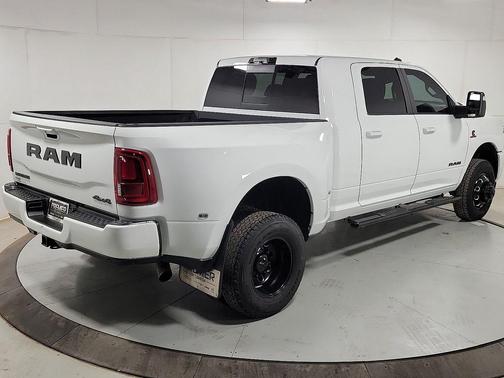 Bright White Clearcoat 2025 RAM 3500 Laramie