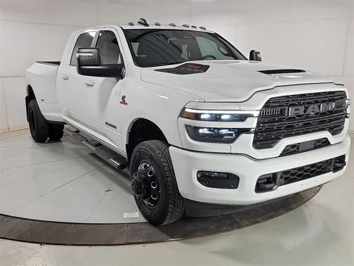 2025 RAM 3500 Laramie