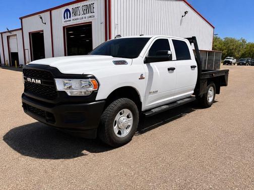 Bright White Clearcoat 2022 RAM 3500 Tradesman