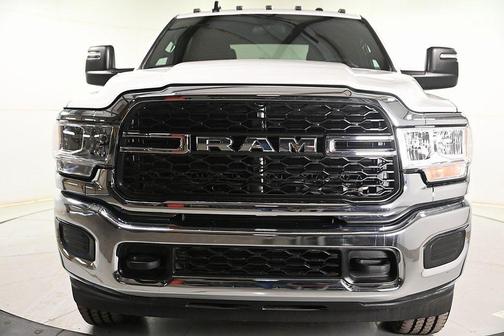 Bright White Clearcoat 2024 RAM 2500 Tradesman