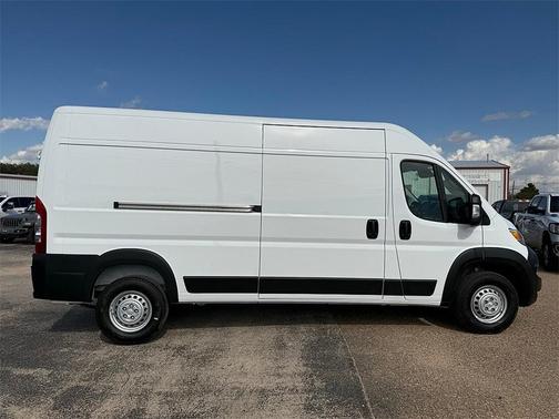2026 RAM ProMaster 2500 High Roof