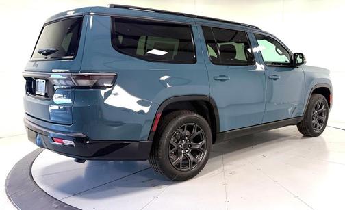 2026 Jeep Grand Wagoneer LIMITED