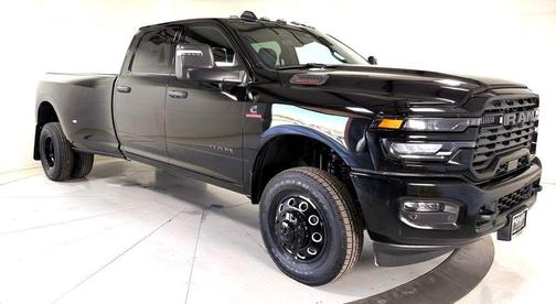 Diamond Black 2026 RAM 3500 Big Horn